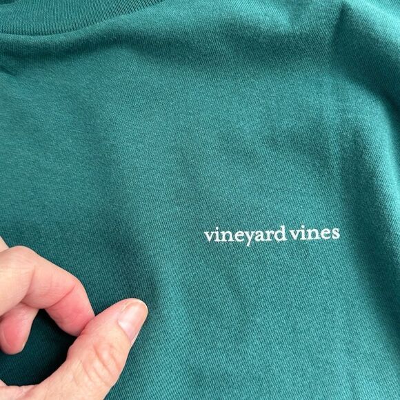 NWT Vineyard Vines Charleston Green Long Sleeve Blocked Whale Dot Grid Kids XL - Picture 4 of 10